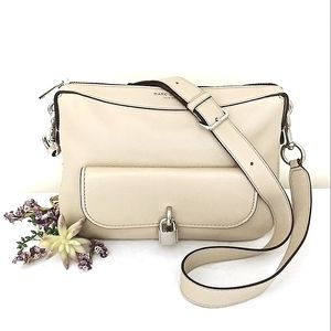 🦋NWOT Marc Jacobs Lock That messenger bag